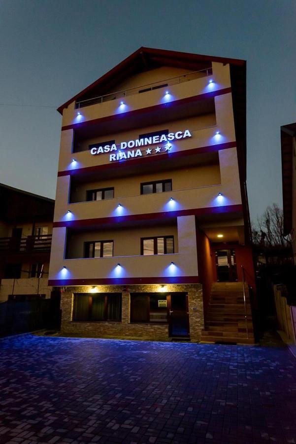 فندق Casa Domneasca Riana بيتستِ المظهر الخارجي الصورة